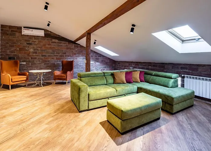 Romari Apartment Вірменська