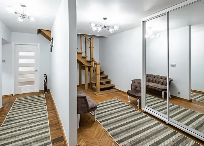 Romari Apartment Вірменська