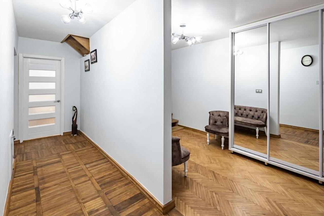 Romari вірменська Apartment