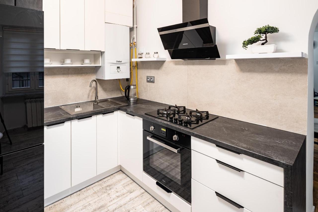 Romari вірменська Apartment Lviv