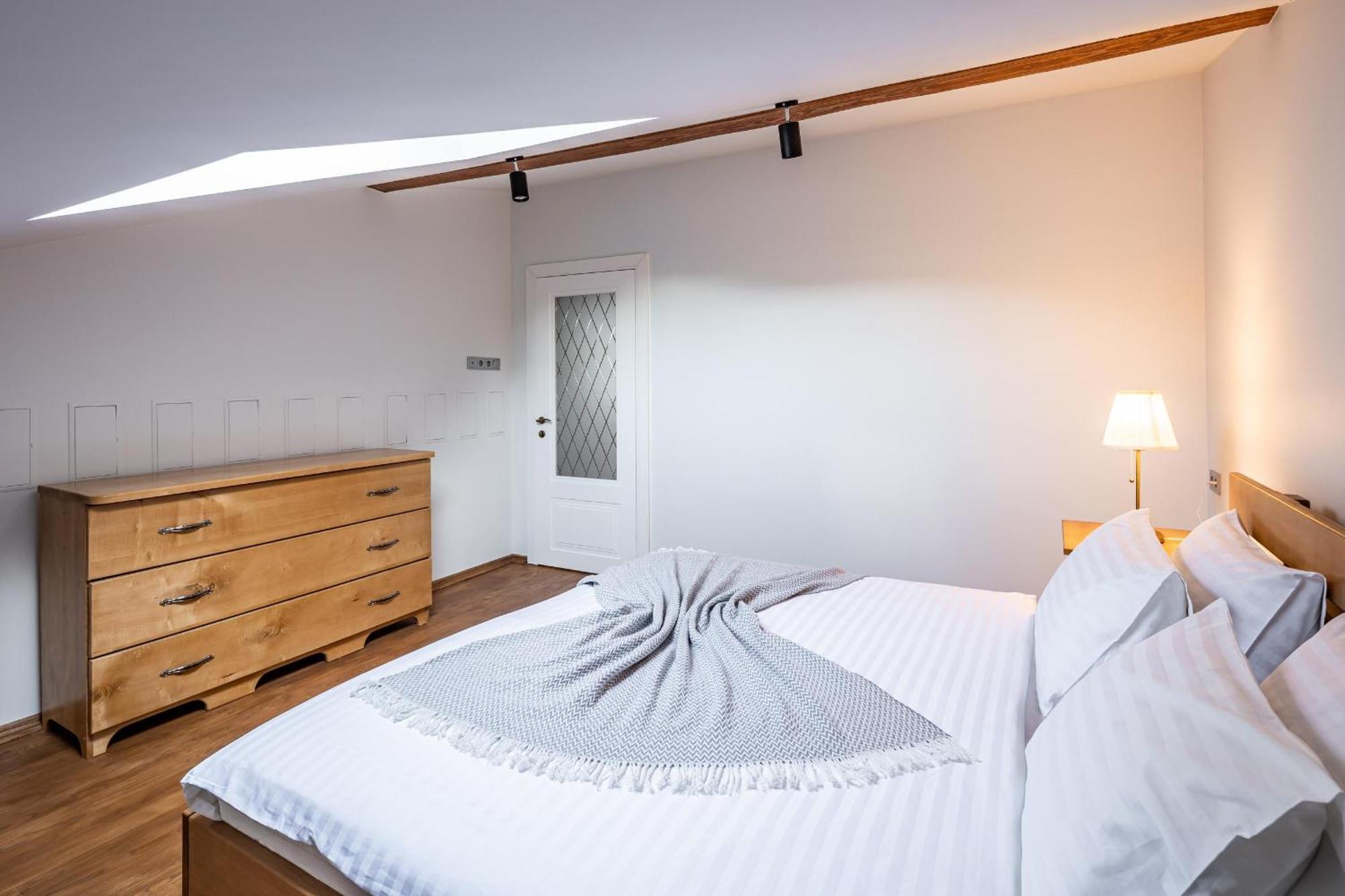 Apartment Romari вірменська Lviv